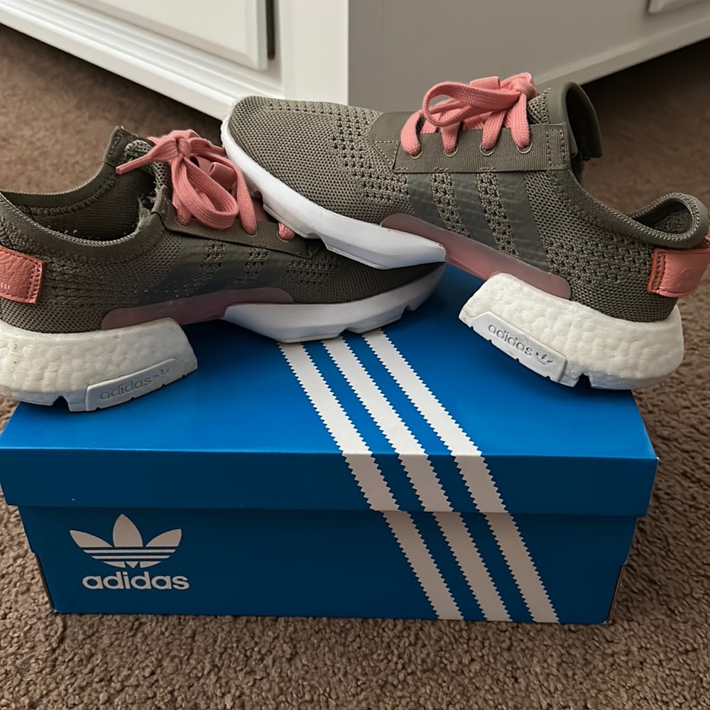 Adidas Pods